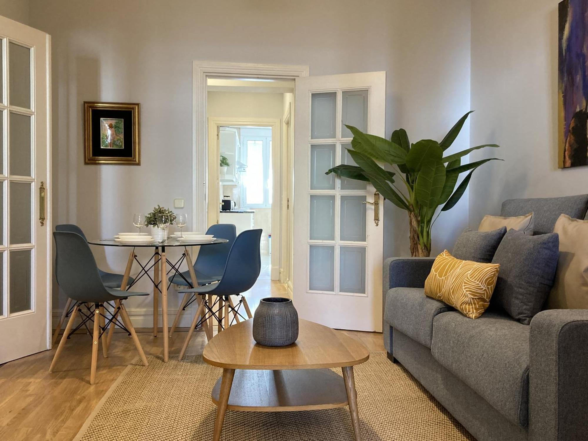 Apartment Puerta Del Sol By Sharingco