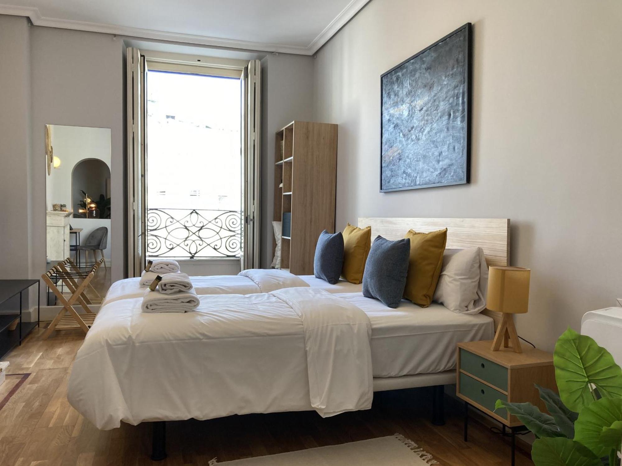 Puerta Del Sol By Sharingco Apartment